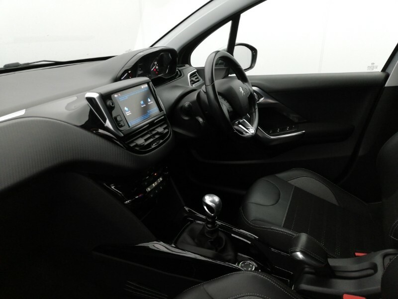 Peugeot 2008 1.2 Puretech 130 Allure Grey #5