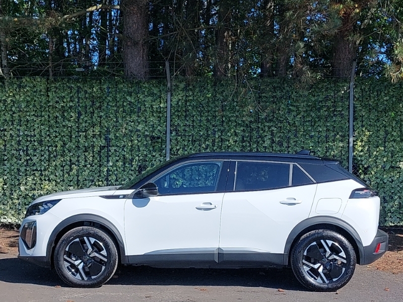 Peugeot e-2008 115Kw Gt 54Kwh White #4