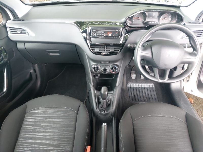 Peugeot 208 1.0 Vti Access White #3