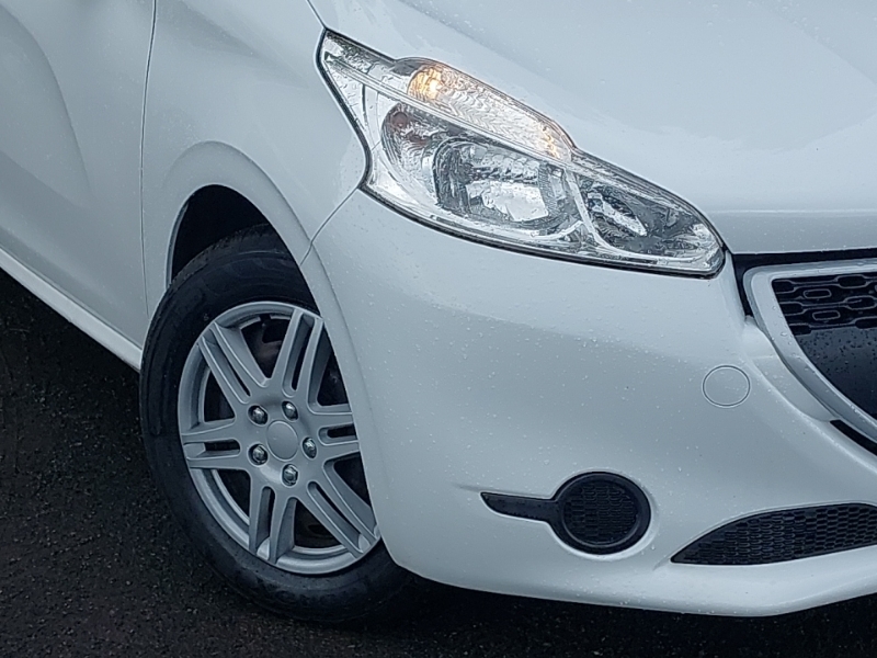 Peugeot 208 208 Allure Blue #20