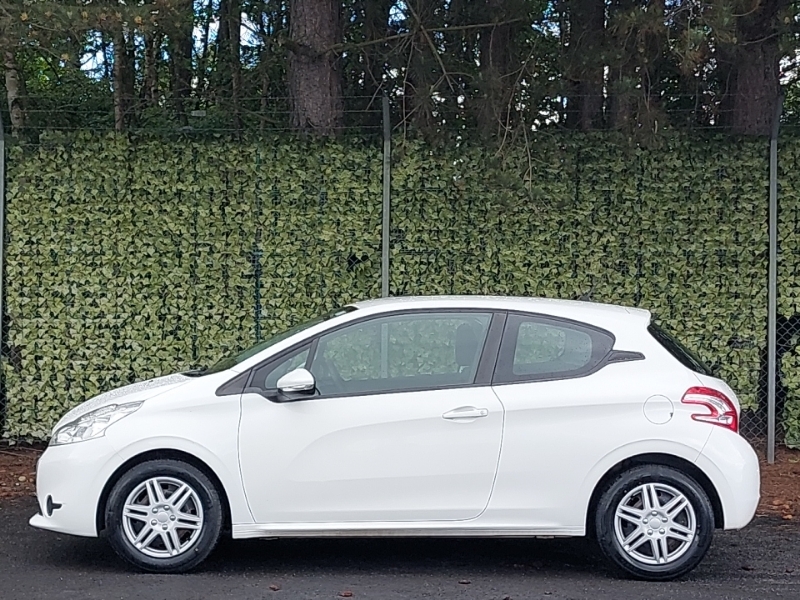 Peugeot 208 1.0 Vti Access White #4