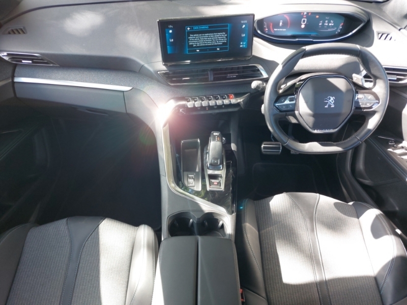 Peugeot 3008 1.2 Puretech Allure Premium Eat8 MW23DVH Grey #3