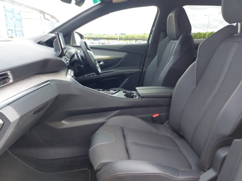Peugeot 3008 1.5 Bluehdi Gt Eat8 Blue #5