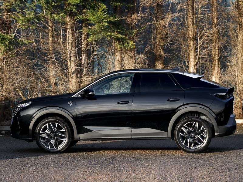 Peugeot 3008 1.2 Hybrid 145 Gt E-dsc6 SB26NPP Black #4