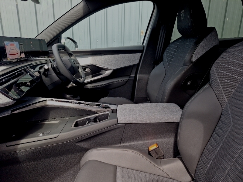 Peugeot 3008 1.2 Hybrid 145 Gt E-dsc6 White #5