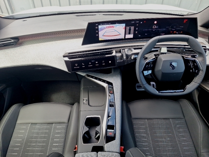 Peugeot 3008 1.2 Hybrid 145 Gt E-dsc6 White #3