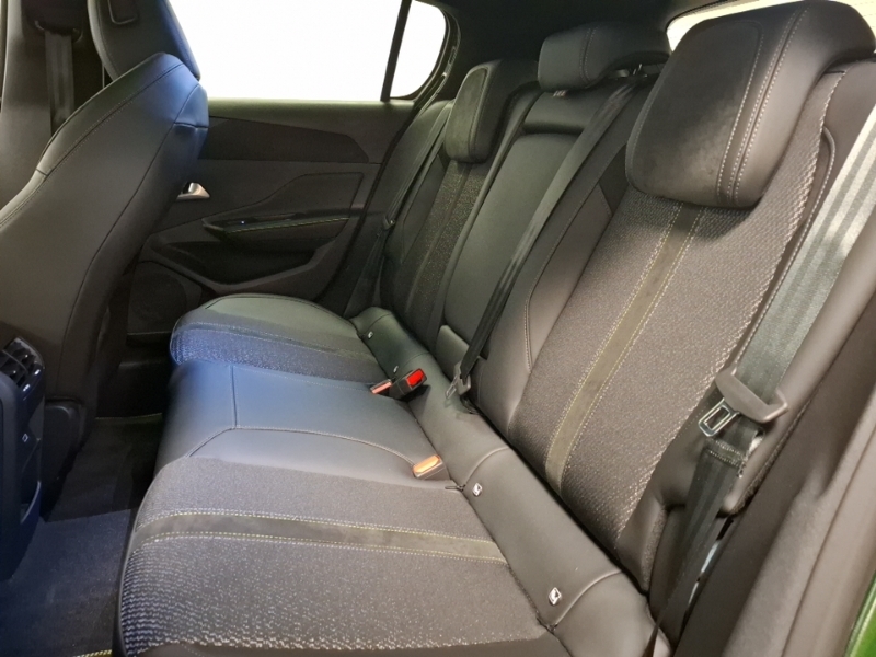 Peugeot 308 1.2 Hybrid 136 Gt E-dsc6 Green #6