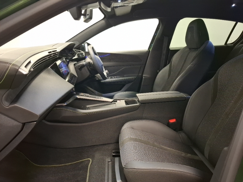 Peugeot 308 1.2 Hybrid 136 Gt E-dsc6 Green #5