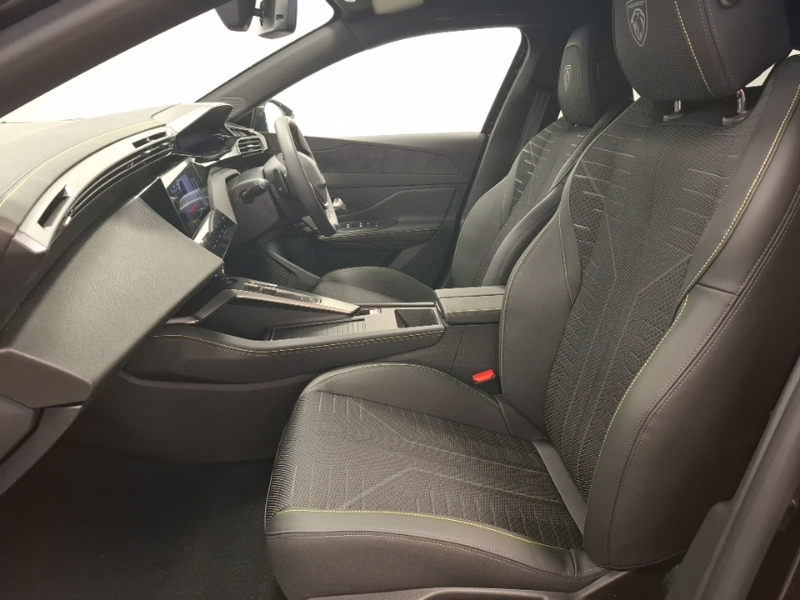 Peugeot 308 1.2 Hybrid 145 Gt E-dsc6 Black #5