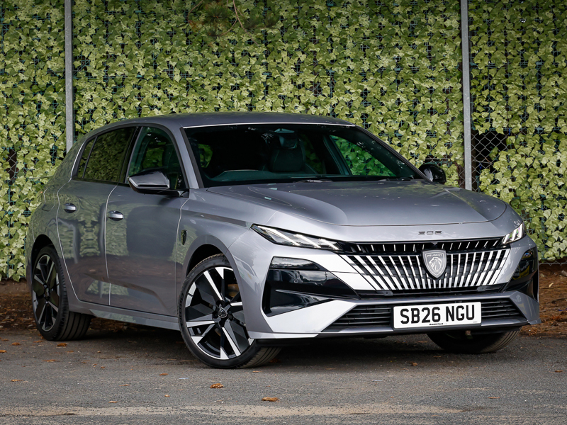 Peugeot 308 1.2 Hybrid 145 Gt Premium E-dsc6 Grey