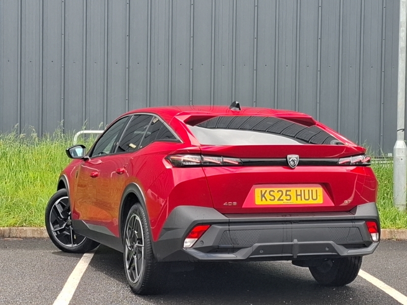 Peugeot 408 1.2 Hybrid 136 Gt E-dsc6 Red #2