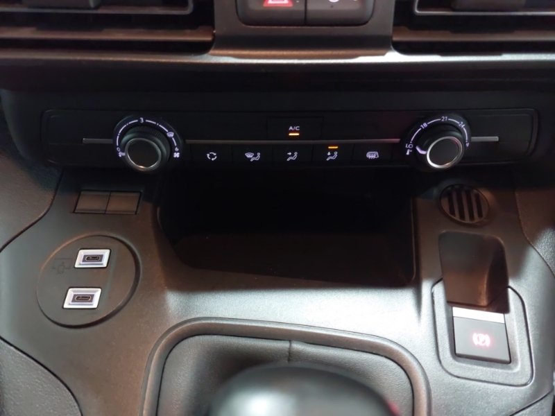 Peugeot Partner Swb L1h1 Black #15