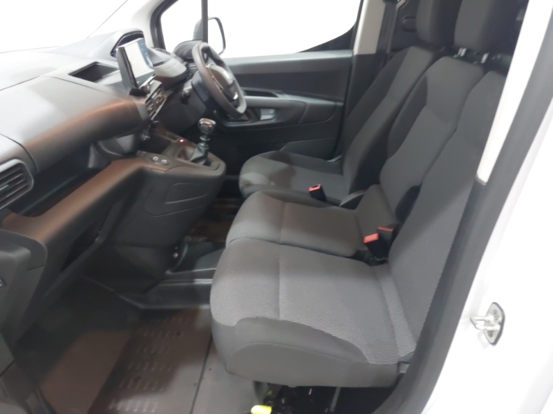 Peugeot Partner Swb L1h1 Black #5