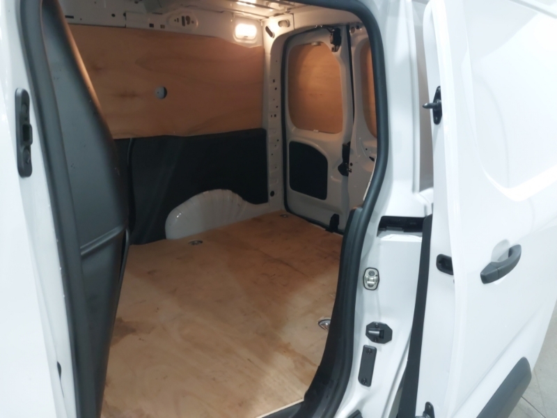 Peugeot Partner Swb L1h1 Black #6