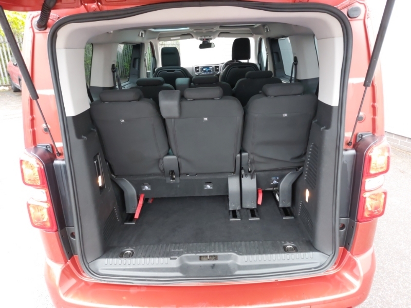 Peugeot Traveller Active Silver #18