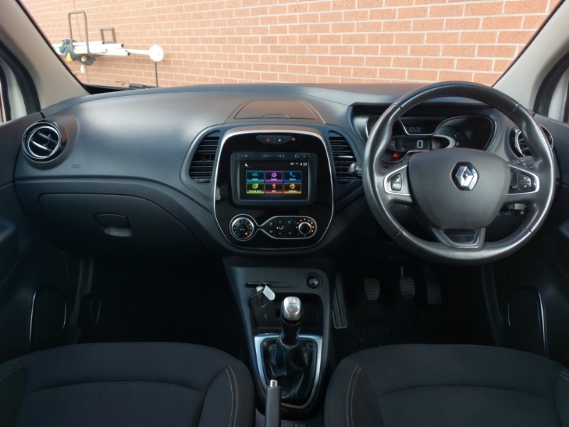 Renault Captur 0.9 Tce 90 Iconic HN69AOX White #3