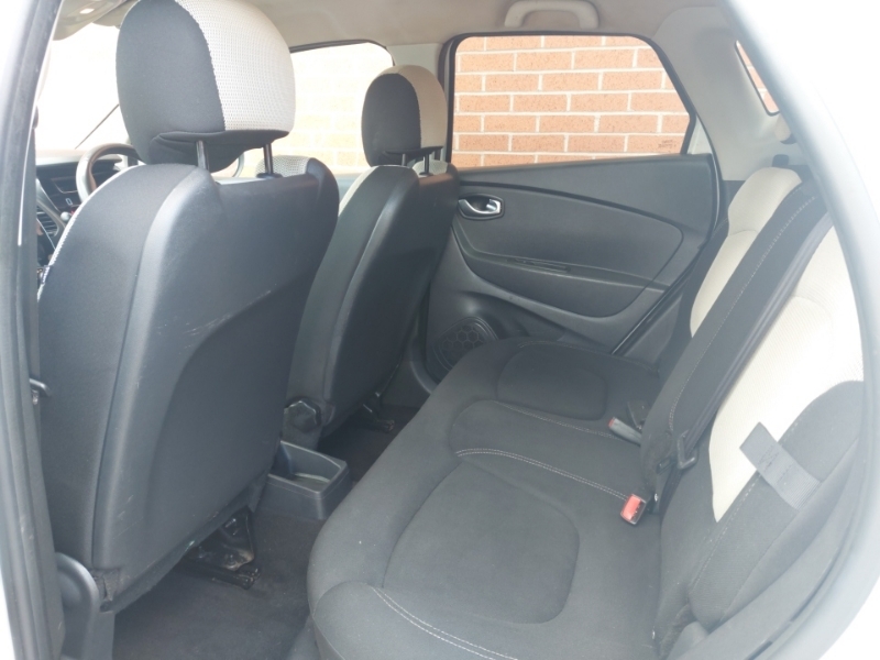 Renault Captur 0.9 Tce 90 Iconic HN69AOX White #6