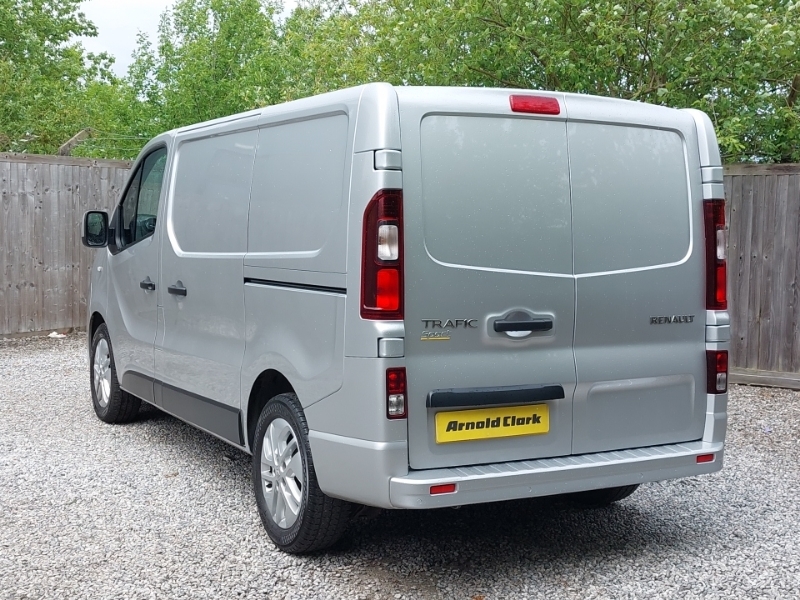 Renault Trafic Sl28 Energy Dci 145 Sport Nav Van Silver #2