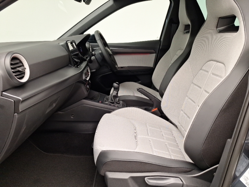 Seat Arona 1.0 Tsi 115 Fr Sport Grey #5