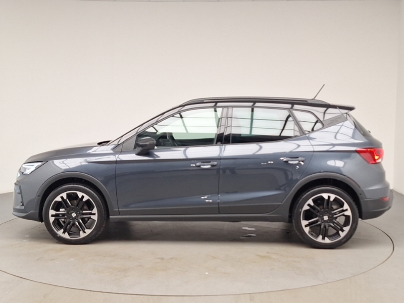 Seat Arona 1.0 Tsi 115 Fr Sport Grey #4