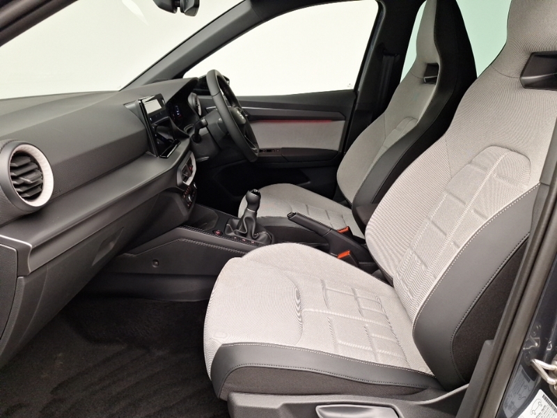 Seat Arona 1.0 Tsi 115 Fr Sport Grey #5