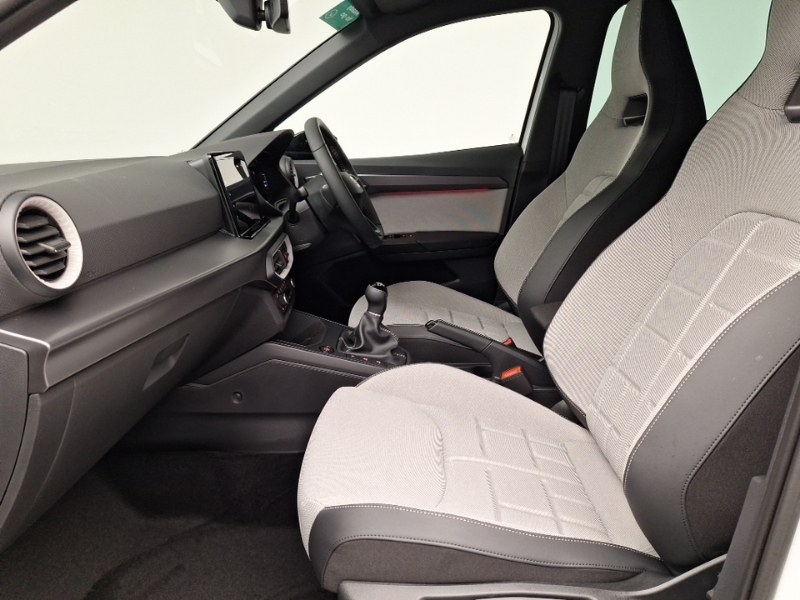 Seat Arona 1.0 Tsi 115 Fr Sport White #5