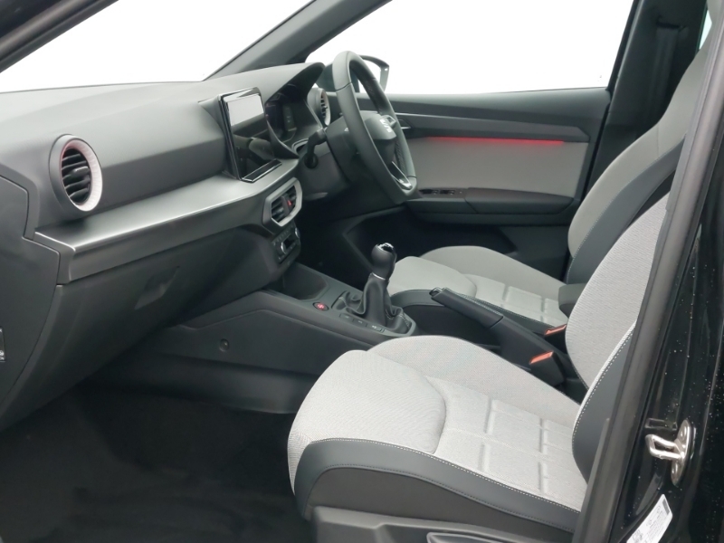 Seat Arona 1.0 Tsi 115 Fr Sport Black #5