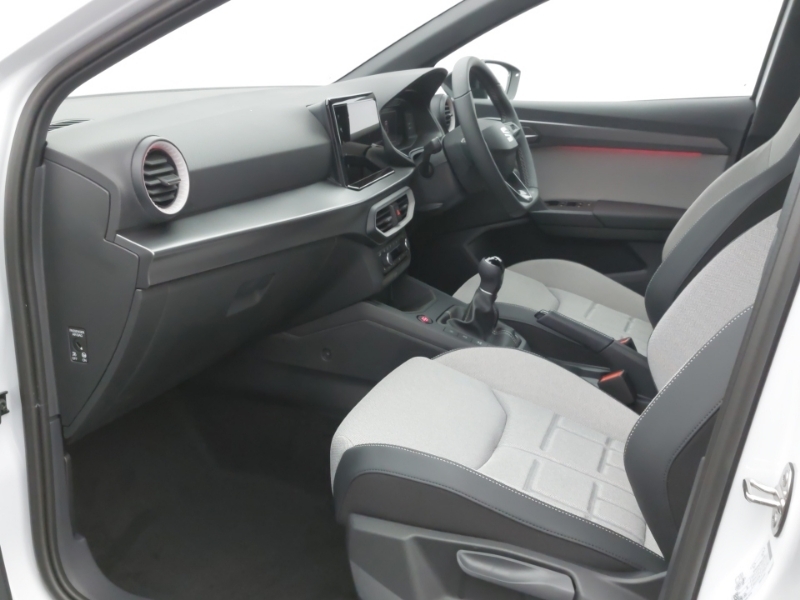 Seat Ibiza 1.0 Tsi 115 Fr Sport KR26LXM White #5