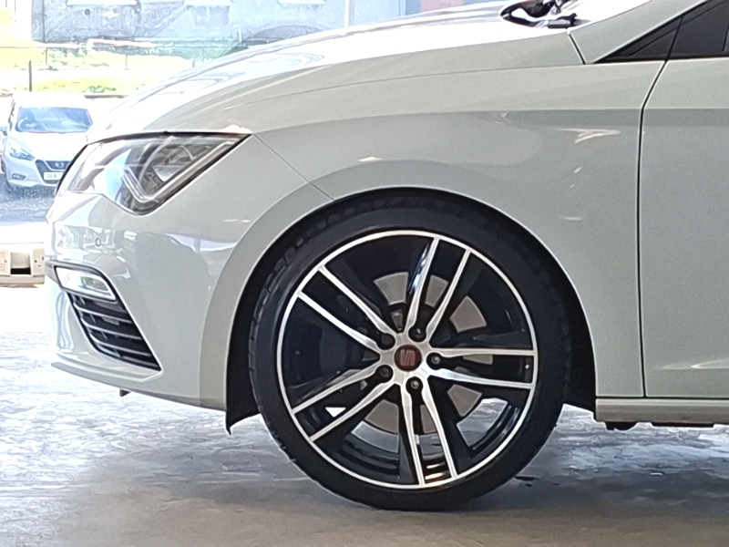 Seat Leon Blue #19