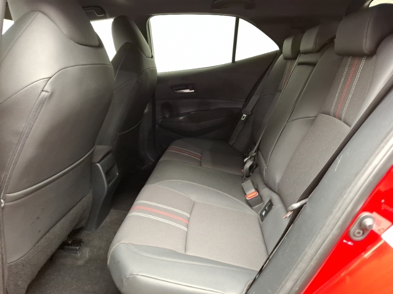 Toyota Corolla 1.8 Vvt-i Hybrid Gr Sport Cvt PX71XHN Red #6
