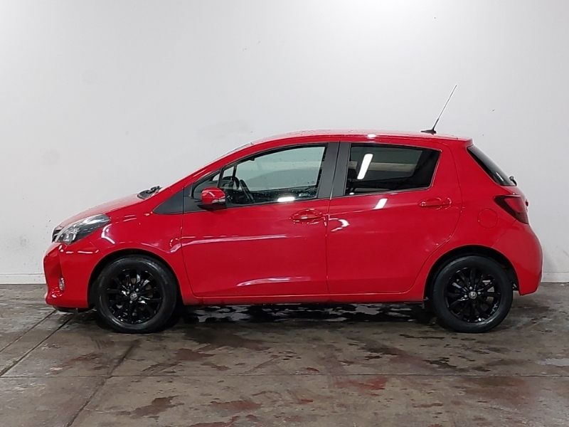 Toyota Yaris 1.33 Vvt-i Icon Tss SM66UWW Red #4