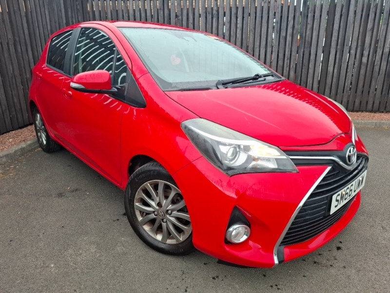 Toyota Yaris 1.33 Vvt-i Icon Tss Red