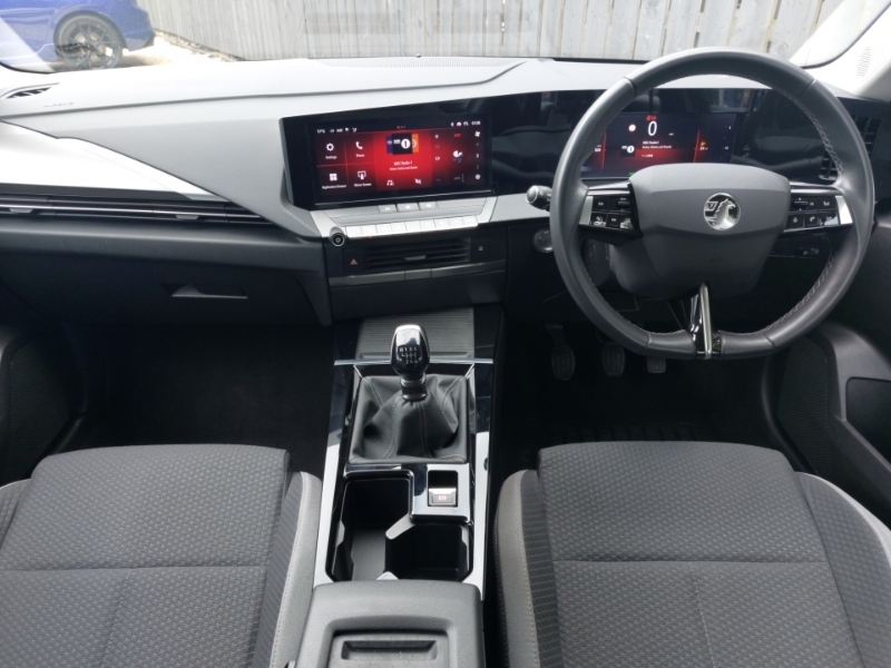 Vauxhall Astra 1.2 Turbo Design SC22HHU White #3