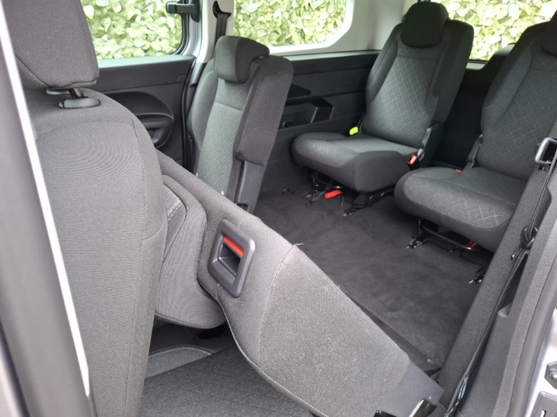Vauxhall Combo-e Life 100Kw Design XL 52Kwh 7 Seat SA25CVV Grey #6