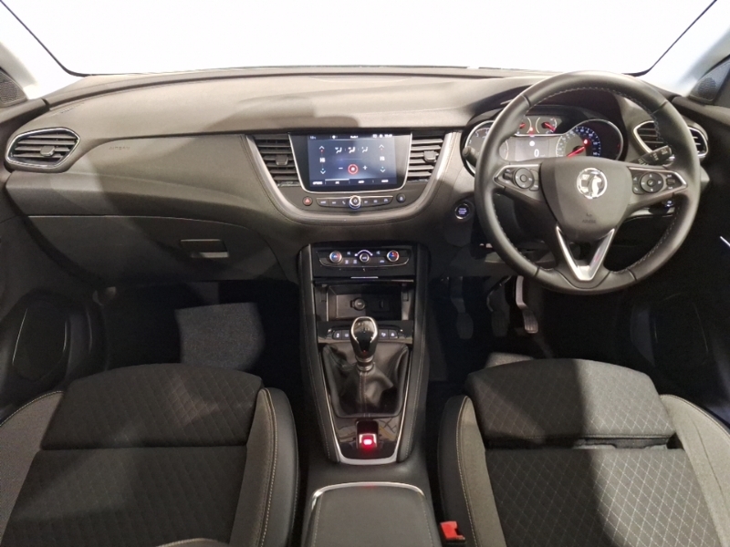 Vauxhall Grandland X 1.5 Turbo D Griffin Black #3