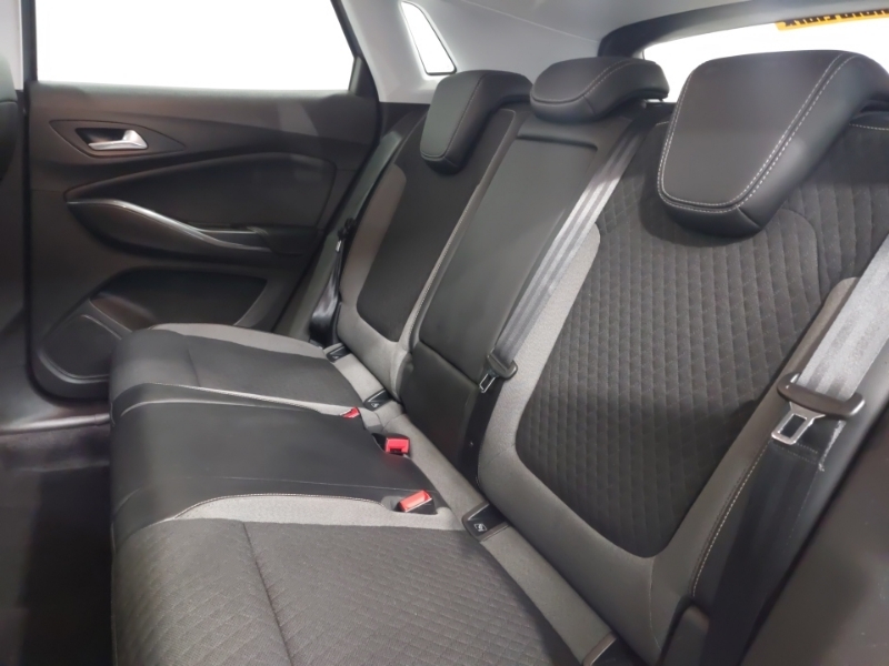 Vauxhall Grandland X 1.5 Turbo D Business Edition Nav DP69GYA Grey #6