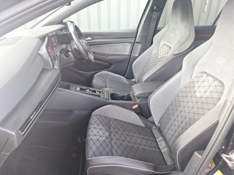 Volkswagen Golf 1.5 Etsi 150 R-line Dsg YM71EPY Black #5