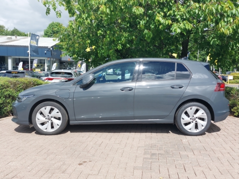 Volkswagen Golf 1.5 Tsi 204 Match Ehybrid Dsg Grey #4