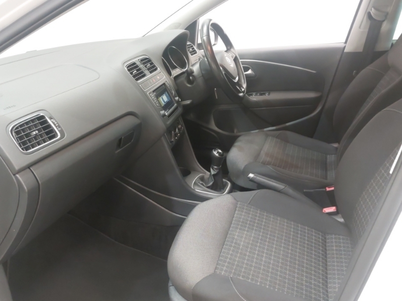 Volkswagen Polo 1.2 Tsi Match CV16YTR White #5