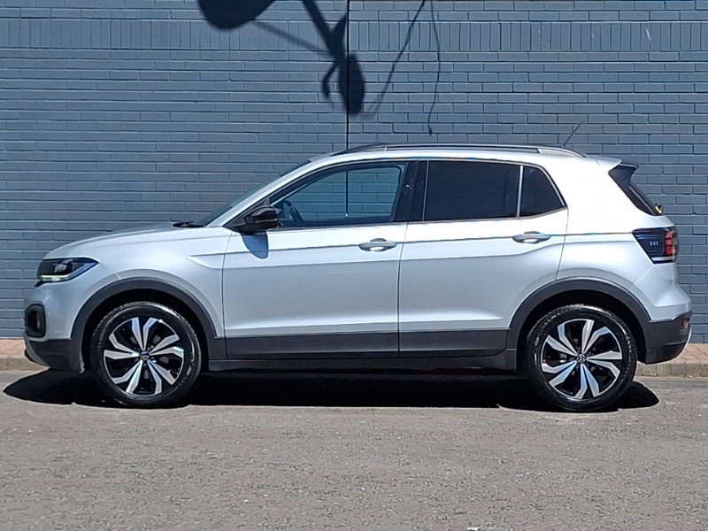 Volkswagen T-Cross 1.0 Tsi 110 Black Edition Dsg YE73VKH Silver #4
