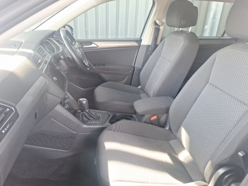 Volkswagen Tiguan Allspace 2.0 Tdi Match Dsg Grey #5
