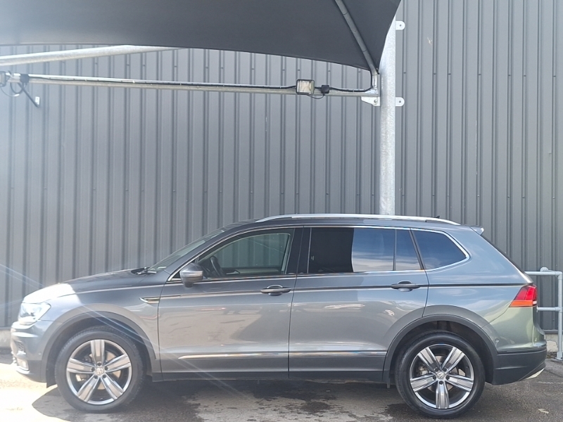 Volkswagen Tiguan Allspace 2.0 Tdi Match Dsg Grey #4