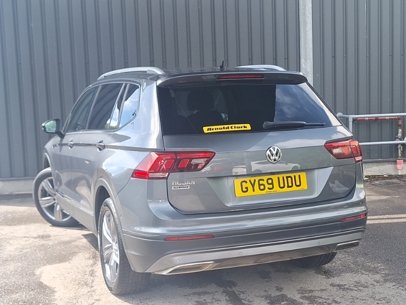 Volkswagen Tiguan Allspace 2.0 Tdi Match Dsg Grey #2