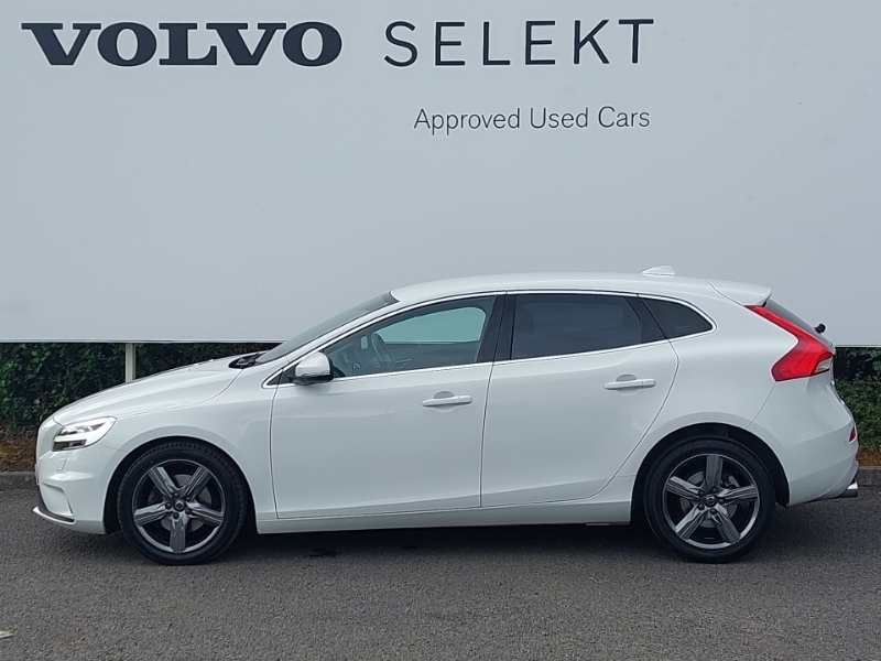 Volvo V40 T2 122 R Design White #4