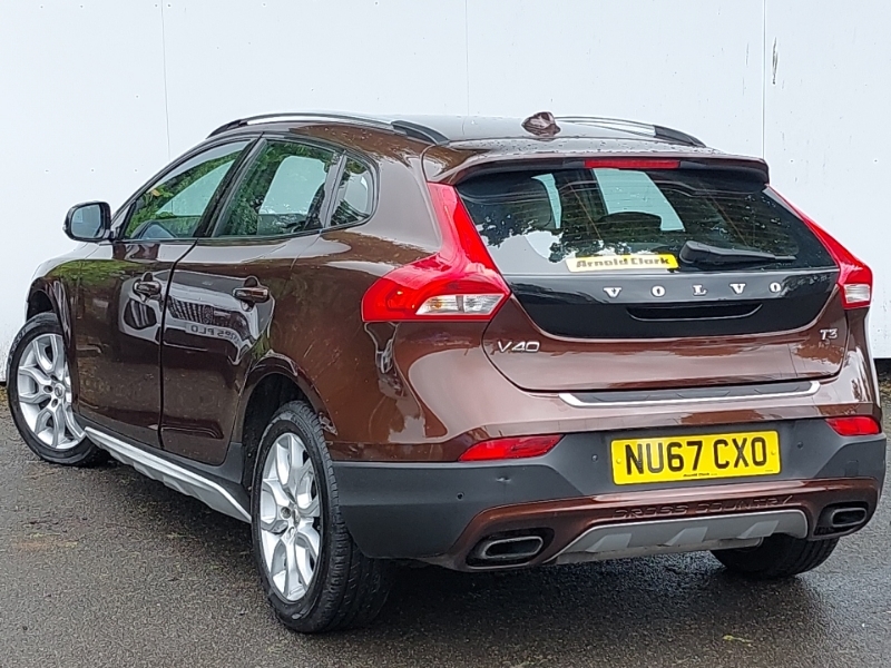 Volvo V40 Cross Country T3 152 Cross Country Pro Geartronic Brown #2