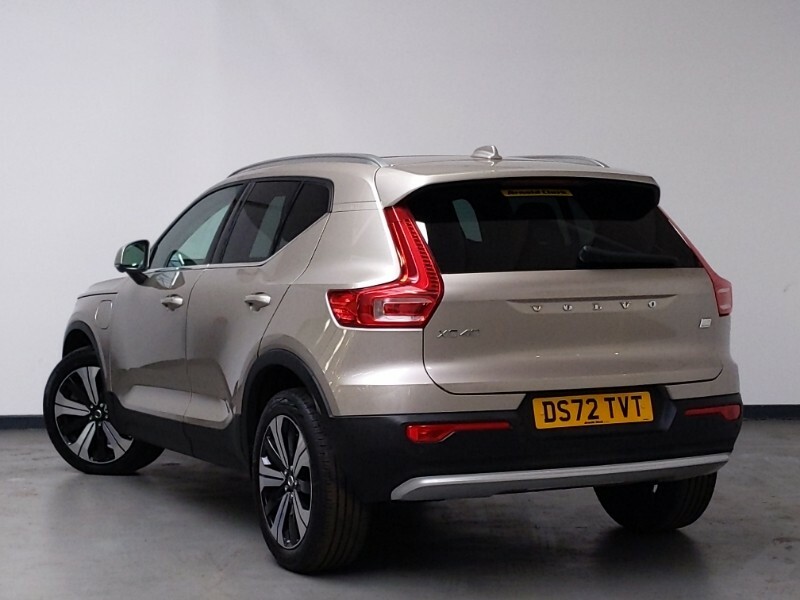Volvo XC40 1.5 T5 Recharge Phev Ultimate Dark DS72TVT Gold #2