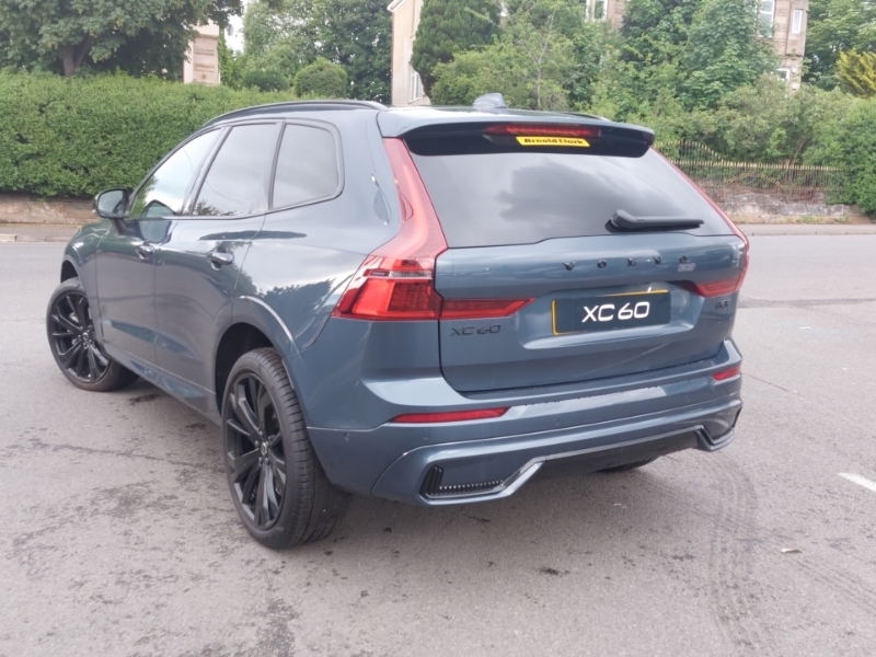 Volvo XC60 2.0 B5p Plus Black Edition Awd Geartronic Blue #2
