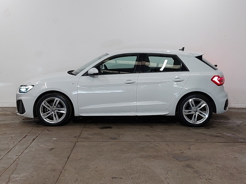 Audi A1 30 Tfsi S Line SK19WFP White #4