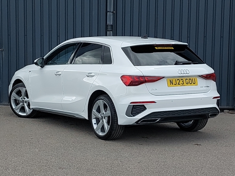 Audi A3 40 Tfsi E S Line S Tronic White #2