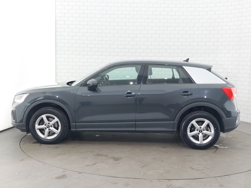 Audi Q2 30 Tfsi Technik Grey #4